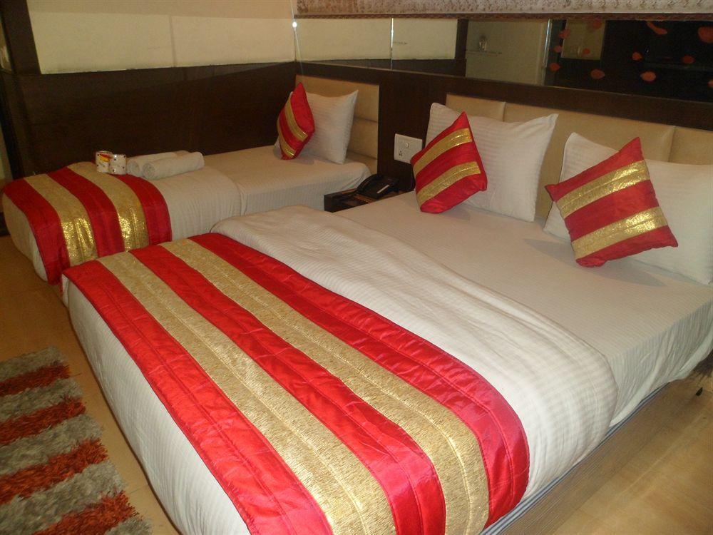 Hotel Shelton New Delhi Eksteriør billede